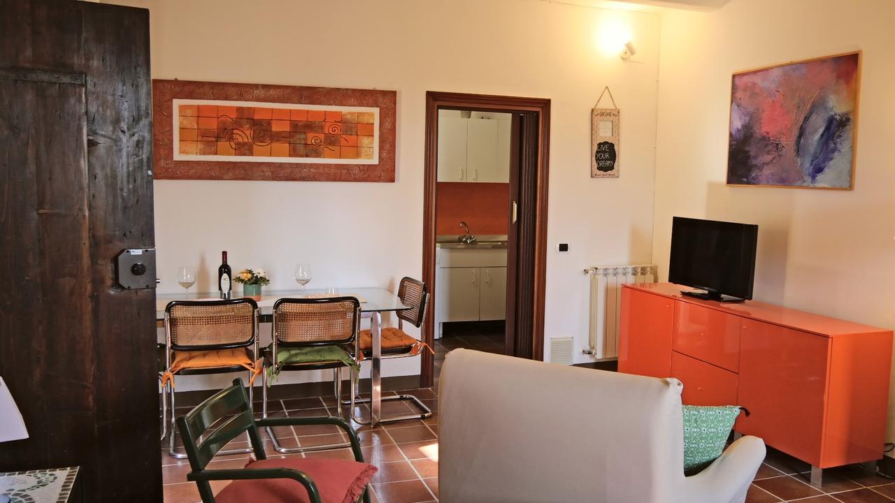 The Best View San Gimignano Apartments ภายนอก รูปภาพ