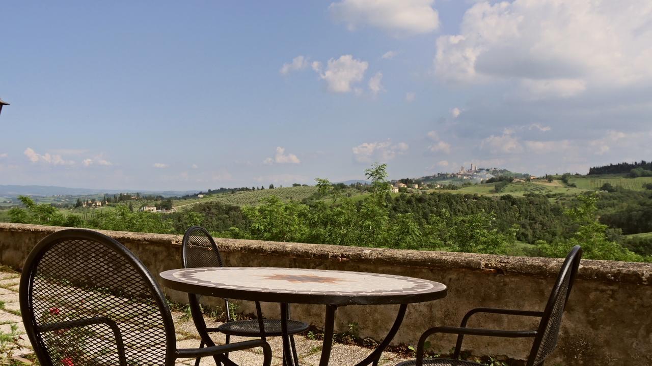The Best View San Gimignano Apartments ภายนอก รูปภาพ